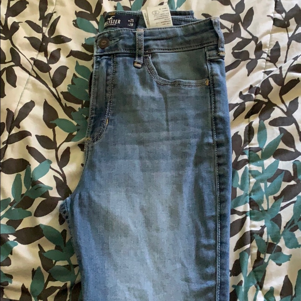 Jean - Picture 2 of 2